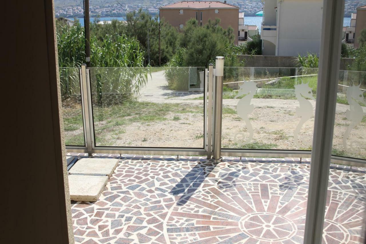Apartmani Subasic Pag Town Buitenkant foto